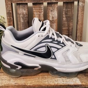 Nike Air Vapormax EVO Sneakers Men's (CT2868 100) Size 12
